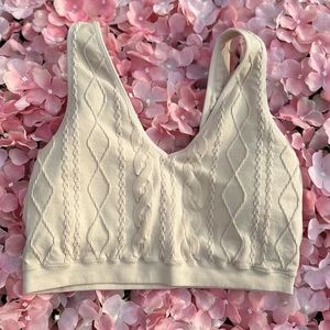 Gilly Hicks Crop Top